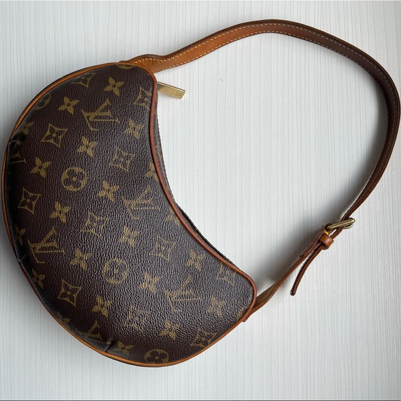 Louis Vuitton Croissant Bag - Picture 2 of 8